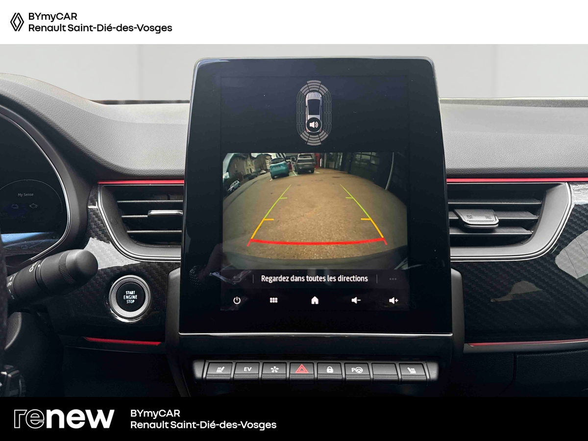 Renault Arkana E-Tech 145 - 21B — photo 19