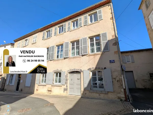 Maison 9 pièces 280 m²