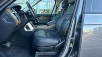 Land-Rover Range Rover 2.0 P400e 404ch Vogue SWB Mark VIII — photo 12