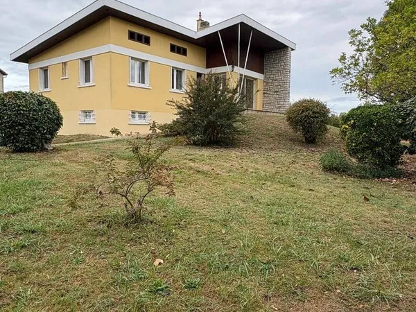 Maison de plain-pied 5 pièces 113 m²