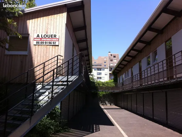 Garage fermé 43 bld Clemenceau