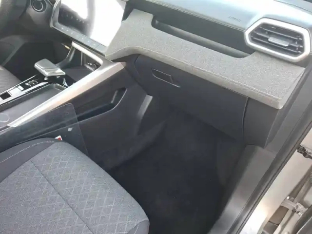 Mg Zs 1.5 l hybrid+ 197 ch — photo 34