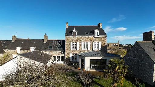 Maison 14 pièces 244 m²