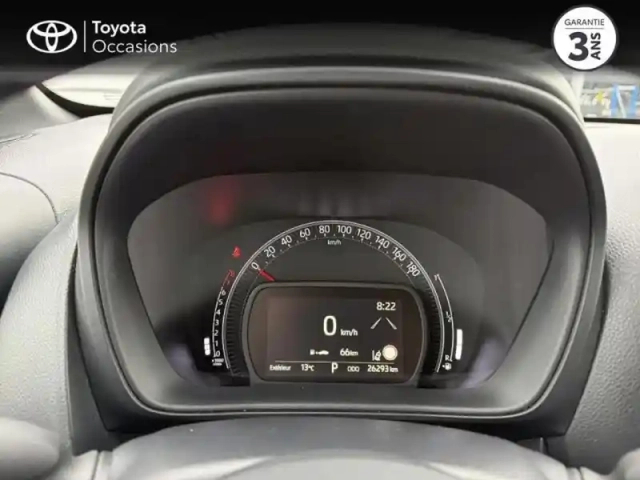 Toyota Aygo x 1.0 vvt-i 72ch design s-cvt — photo 5