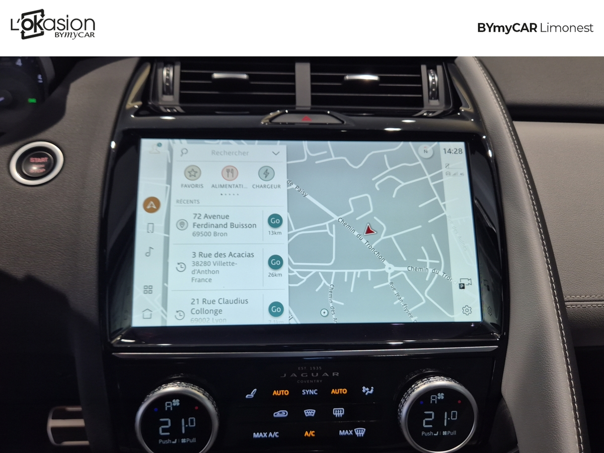 Jaguar E-Pace P300e ch PHEV AWD BVA — photo 17