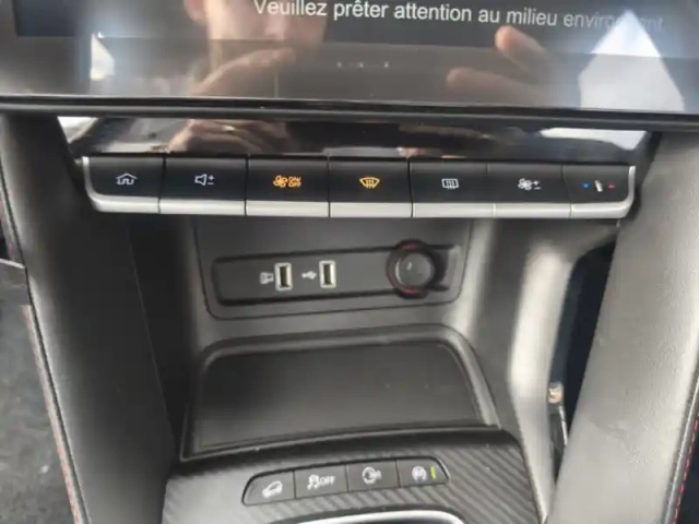 Mg Zs luxury 1.0 111 ch — photo 8