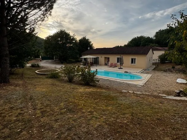 Maison 4 pièces 113m² avec jardin + piscine