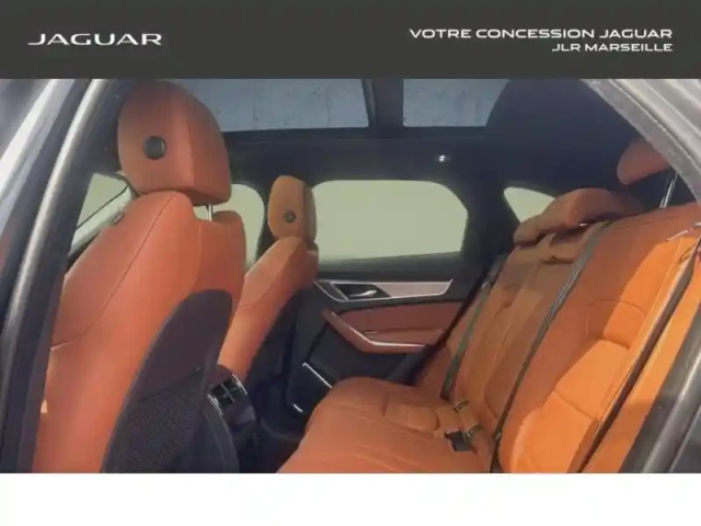 Jaguar F-Pace p400e plug-in-hybrid r-dynamic se bva8 awd — photo 13