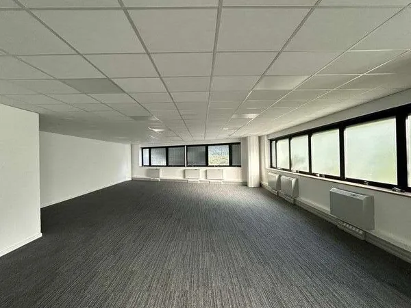 LE BOURGET-DU-LAC - BUREAU à louer