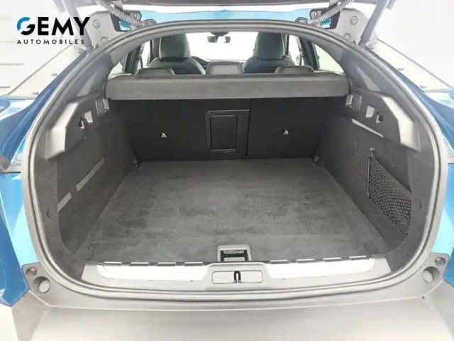 Peugeot 408 phev 225 e-eat8 — photo 6