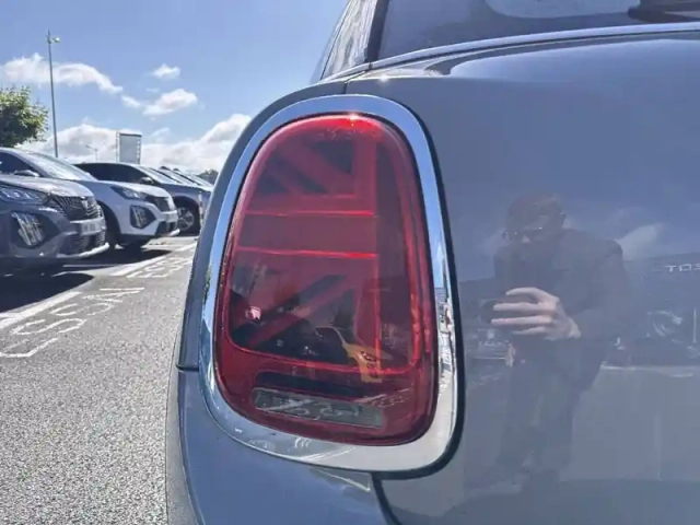 Mini Mini hatch 5 portes one 102 ch — photo 17