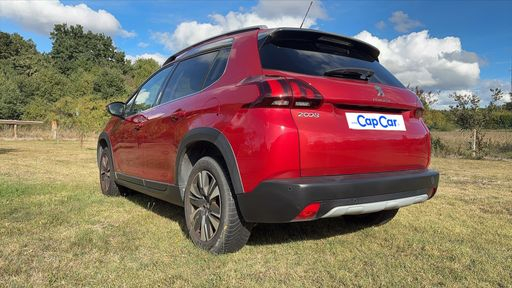 Peugeot 2008 1.2 PureTech 130 - Allure – 2018 – 66477 km – Essence – Boîte Manuelle — photo 6