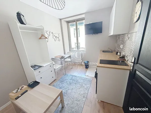 Studio 1 pièce 19 m²