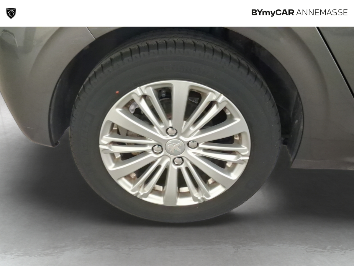 Peugeot 208 PureTech 110ch S&amp;S EAT6 — photo 16