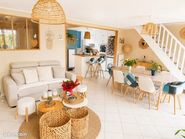 Maison semi-individuelle 110 m² - 3 chambres - véranda