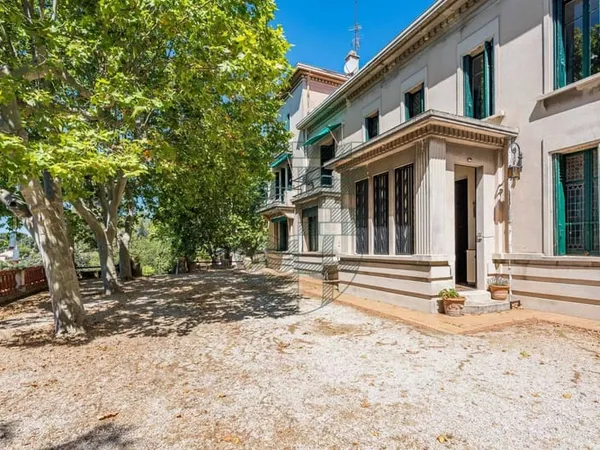 LES 3 LUCS - MAGNIFIQUE BASTIDE ART DÉCO