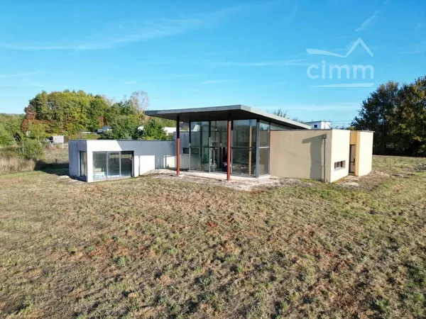 MAISON CONTEMPORAINE DE 200 M² À FINALISER