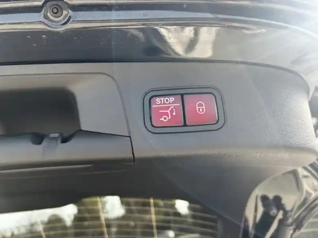 Mercedes Gla 250 e hybrid eq amg line — photo 20