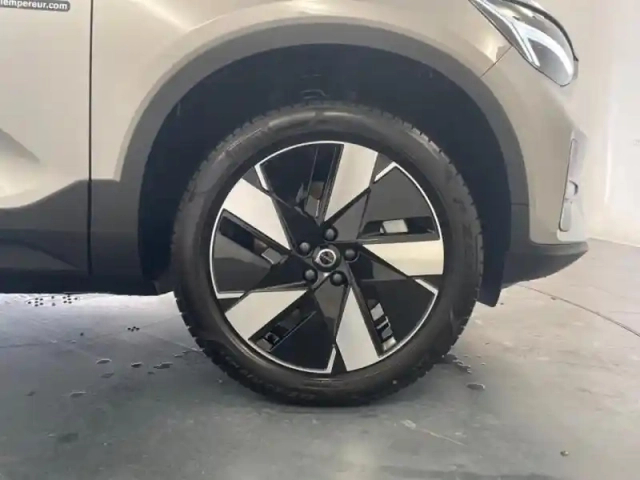 Volvo Ex40 single extended range 252ch plus — photo 4
