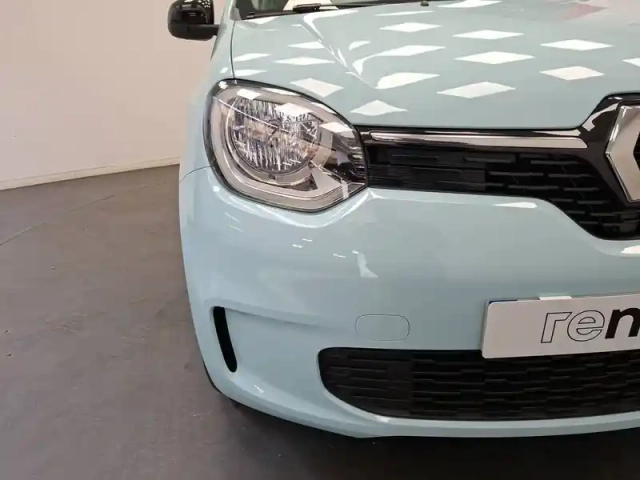 Renault Twingo iii e-tech — photo 9