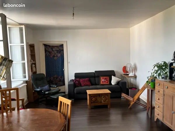 Appartement Location Saulxures-lès-Vannes 3p 75m² 555€