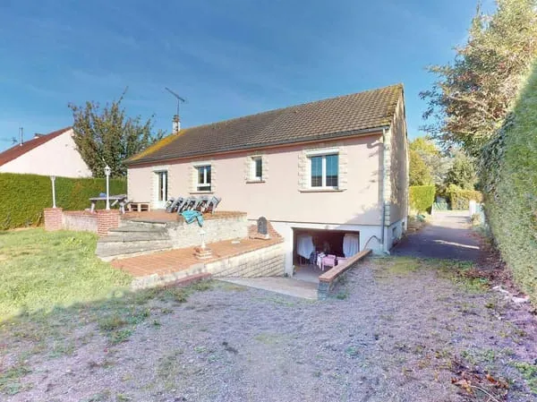 Maison de plain-pied 5 pièces 97 m²