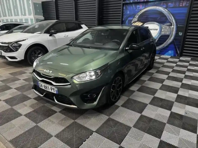 Kia Ceed 1.5 t-gdi 160ch gt line dct7 — photo 2