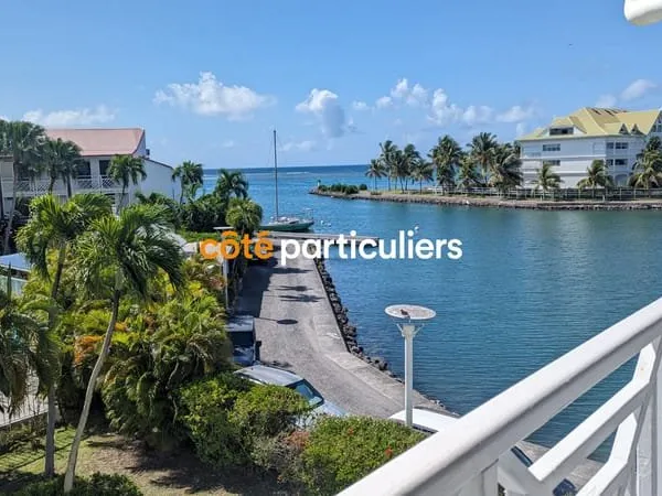 TRES BEAU DUPLEX VUE MER SAINT FRANCOIS