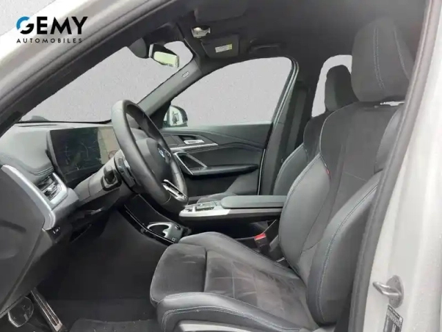 Bmw X1 sdrive 18i 136ch dkg7 — photo 9