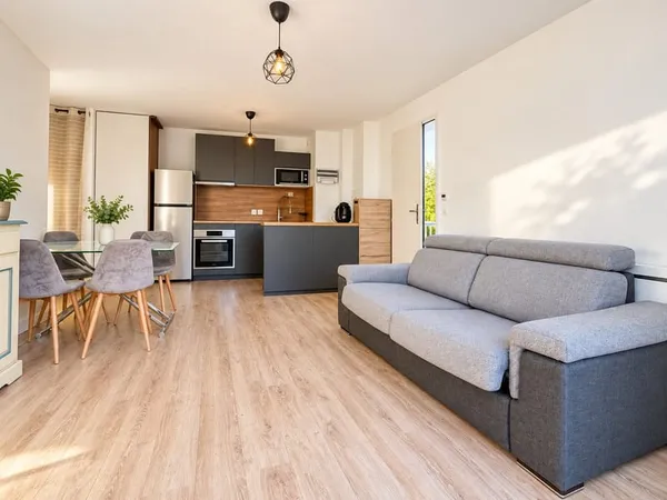 Appartement 3 pièces 56 m² - MONTUSSAN CENTRE (33450)