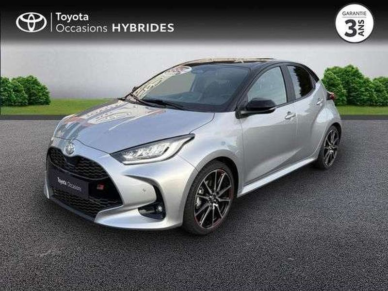Toyota YARIS Toyota Yaris 130h GR Sport 5p MC24 — photo 1