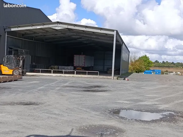 Hangar de stockage