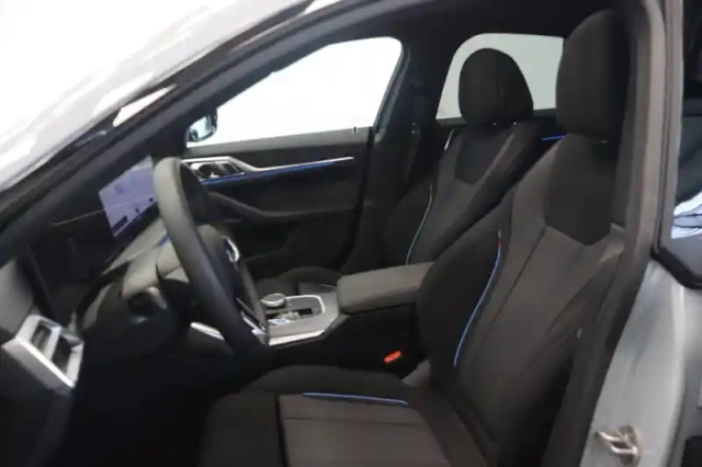 Bmw I4 edrive40 — photo 15