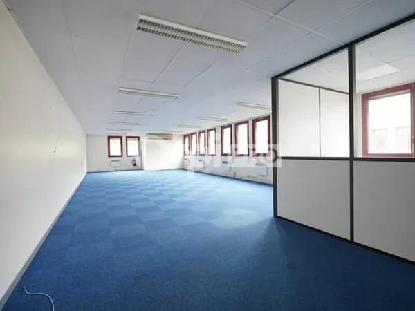 Bureaux 519 m²