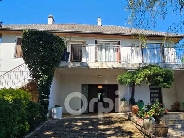Maison 5 pièces 146 m²