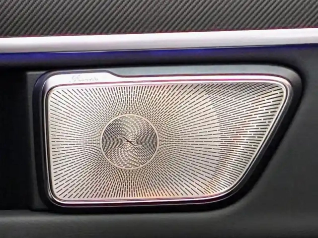 Mercedes Cla 300 d amg line long 8places — photo 12