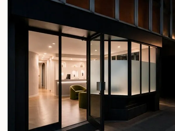 Local commercial (salon)
