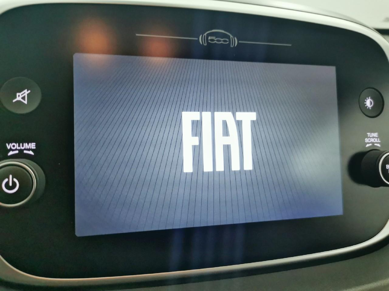 Fiat 500X 1.5 firefly 130 ch s/s dct7 hybrid dolcevita 500x — photo 11