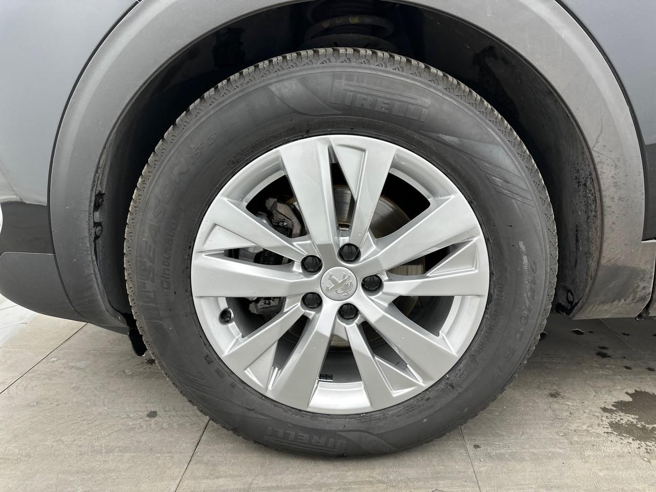 Peugeot 5008 puretech 130ch s&s bvm6 style — photo 14