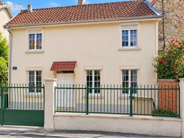 À vendre - Maison située faubourg Saint-Antoine