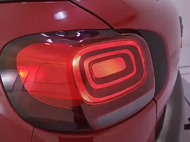 Citroën C3 Aircross puretech 110 s&amp;s bvm6 — photo 59