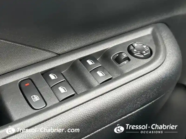 Opel Frontera 1.2 turbo hybrid 100 ch e-dct6 edition — photo 20