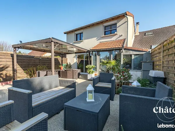Maison 6 pièces 141 m²