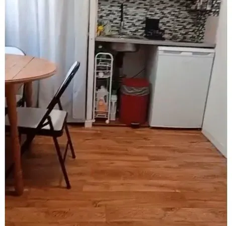 Studio petit et sympa, idéal étudiant ,saisonnier ou saisonnière