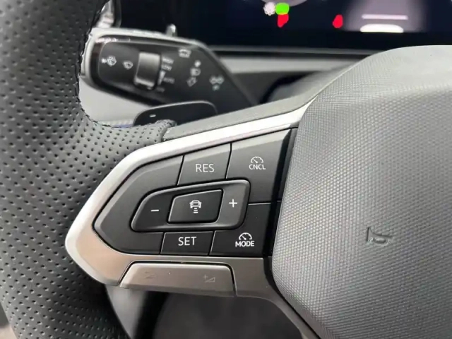Volkswagen Tiguan 2.0 tdi 150ch dsg7 — photo 41