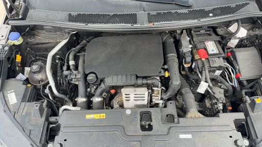 Opel Grandland X 1.2 Turbo 130 - Innovation – 2018 – 118333 km – Essence – Boîte Manuelle — photo 35