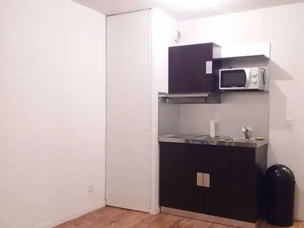 Studio 1 pièce 25 m²