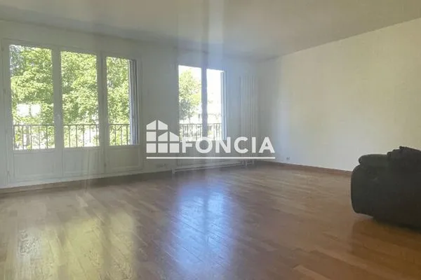 Appartement 4 pièces 80 m²
