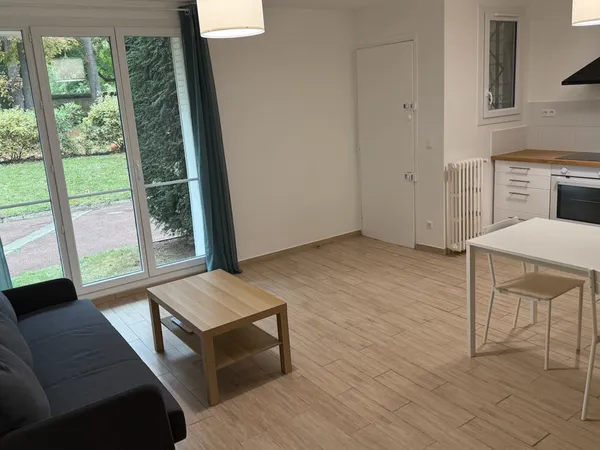 Loue appartement meublé de 33m² Chatou - Quartier Brimont