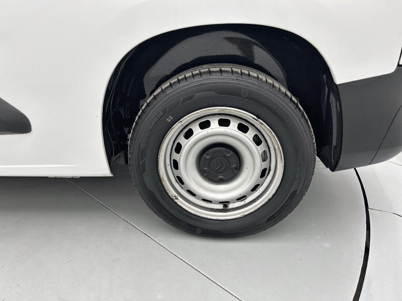 Citroën Berlingo van m 650 bluehdi 75 s&s bvm5 club — photo 16